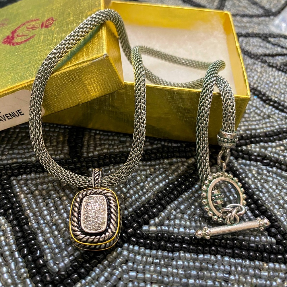 Premier Designs Madison Avenue necklace